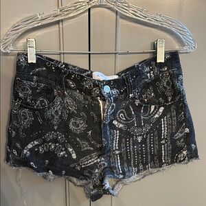 IRO shorts black paisley sz 36